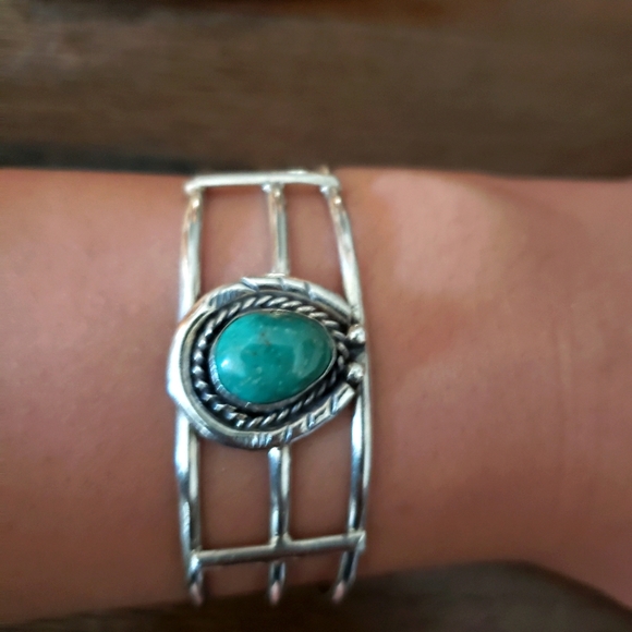 Vintage Sterling Silver Turquoise Cuff Bracelet